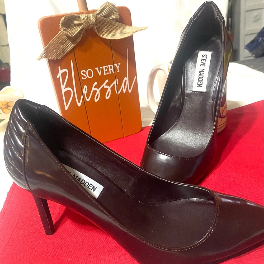 Steve Madden women’s high heels brown